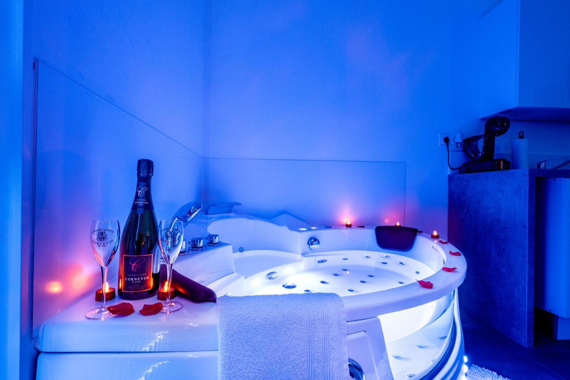 Suite Romantique Sault-de-Vaucluse Bagian luar foto